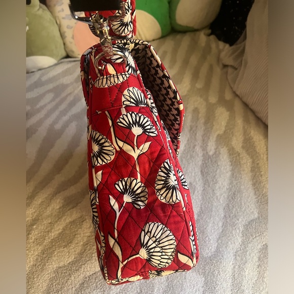 Vera Bradley Deco Daisy Messenger/Laptop Bag - Picture 6 of 16